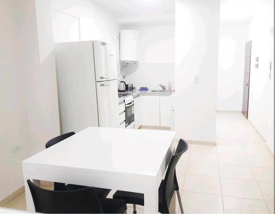 Gueemes Friendly Apartment Bahia Blanca Bagian luar foto