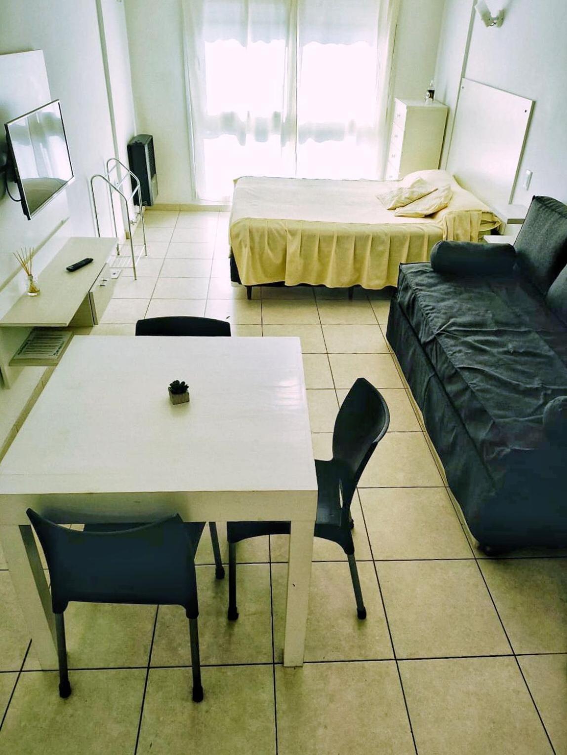 Gueemes Friendly Apartment Bahia Blanca Bagian luar foto
